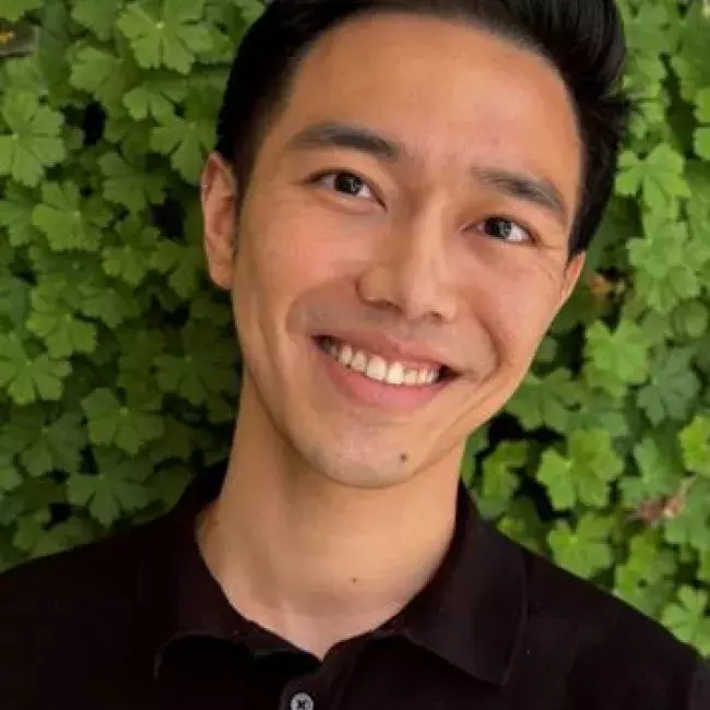 Dr. HTET